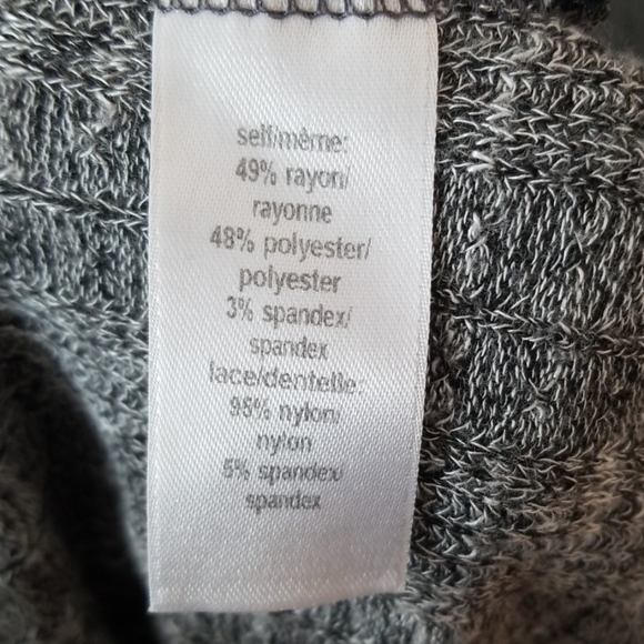 Maurices sweater - Picture 7 of 7